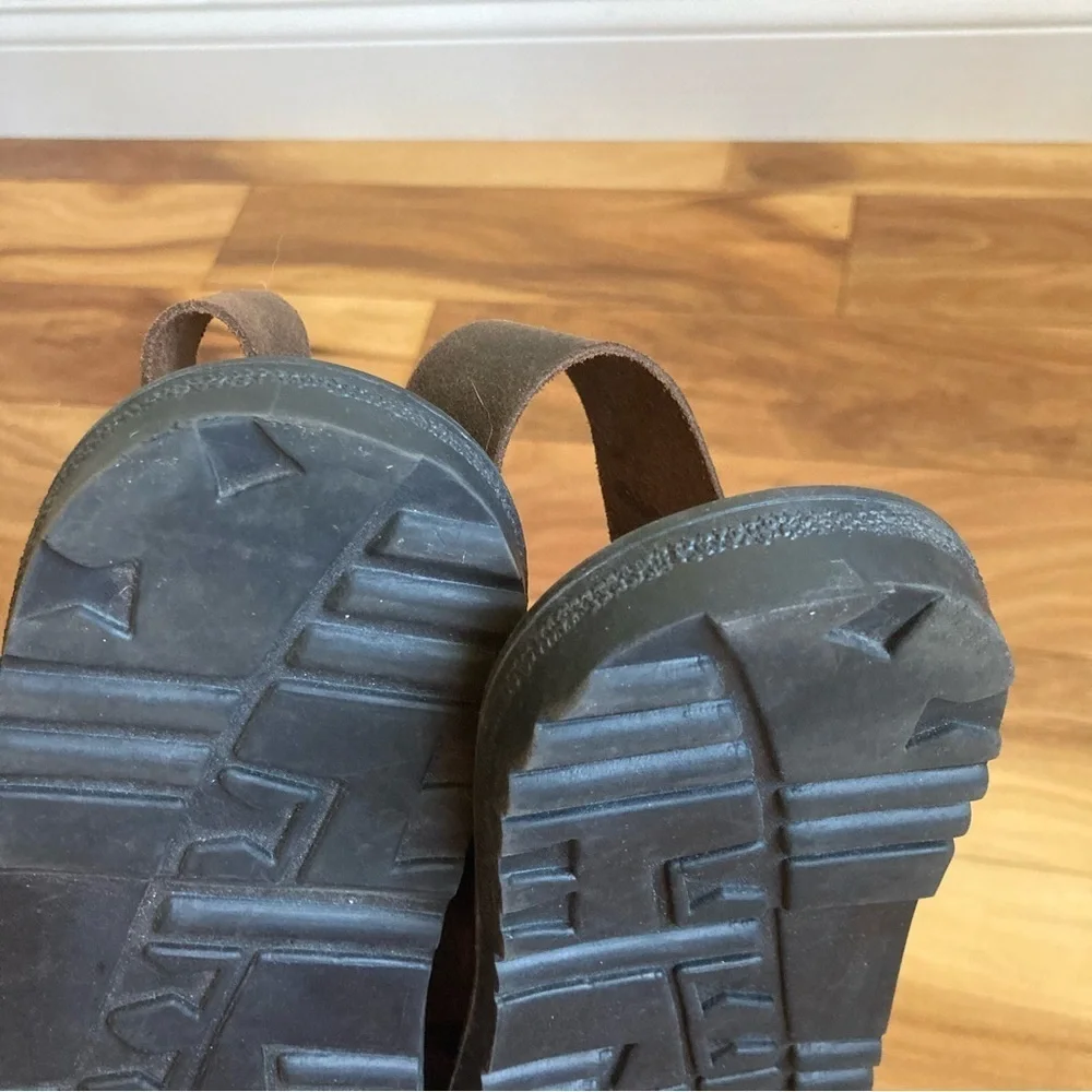 Trader Bay Brown Leather Buckle Sandals 12D